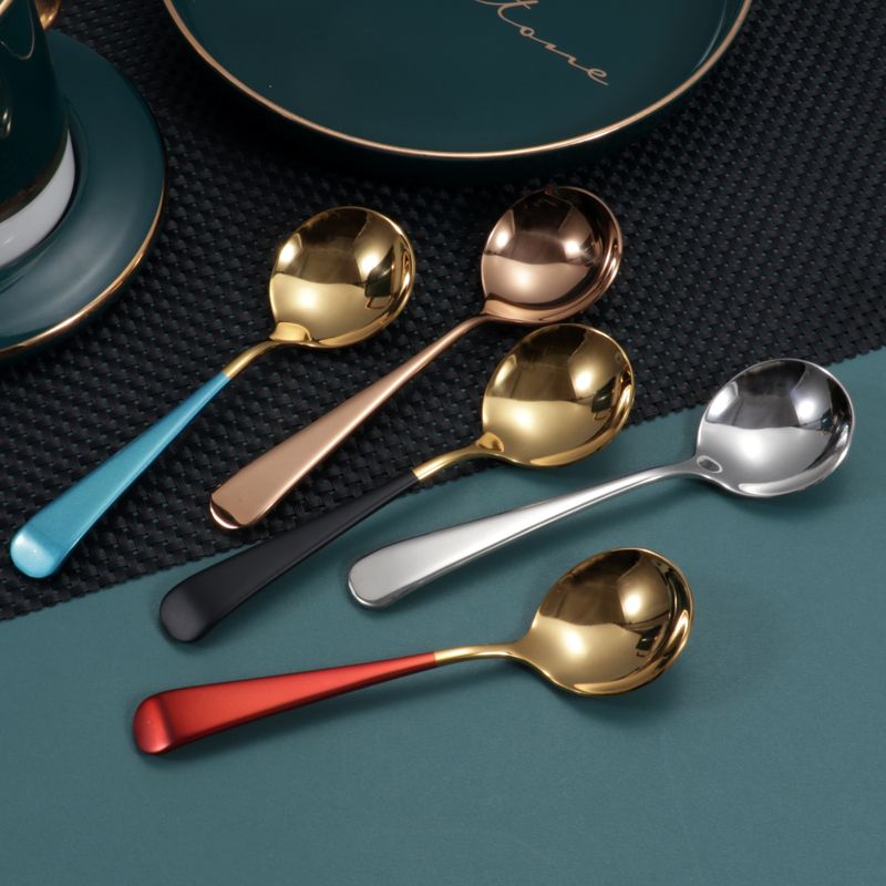 High Quality Amazon Hot Sale Long Handles And Stainless Steel Luxury Gold Kitchen Tea Salad Gold Ladle Cutlery Dessert Spoon Set